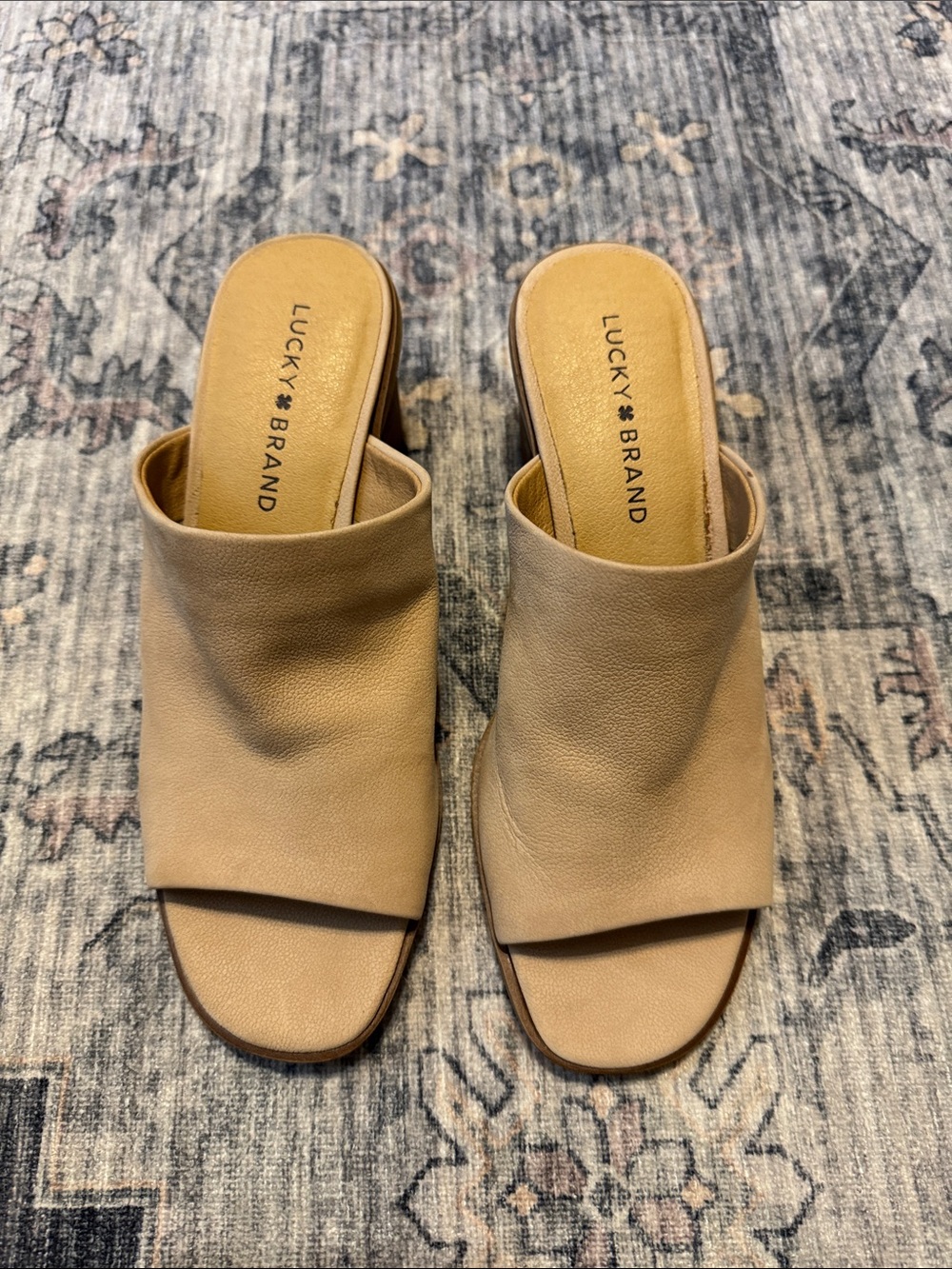 Lucky Brand Women's Beige Open-Toe Slip-On Mules
